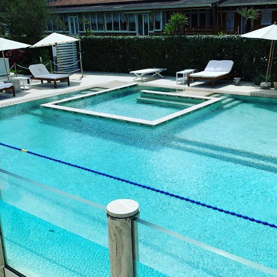 Teresita Wellness Club Apartment Виареджо Екстериор снимка